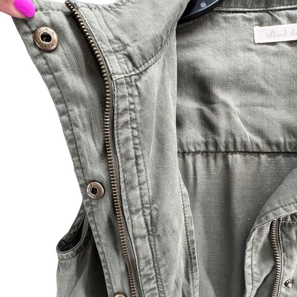 Altar'd State Vest Womens Small Olive Green Utility Zip Snap Pockets Gorpcore - Picture 9 of 12